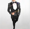 Yeni Varış Groomsmen Tepe Yaka Yakışıklı Tek Düğme Damat Smokin Erkekler Düğün Takım Elbise / Balo / Balo / Akşam Yemeği Best Adam Blazer (Ceket + Pantolon + Kravat + Yelek)