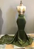 Olive Green Mermaid Prom Dresses V Neck Illusion Bodice Aplikacje Beading Satin Sexy Suknie Wieczorowe Party Suknie Sweep Pociąg