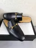 Pantofole firmate da uomo Pantofole in pelle leggera con morsetto calzature estive da spiaggia simboliche scarpe mocassini Princetown ricamate color oro