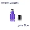 50 pçs / lote 3ml rolo de vidro em garrafas âmbar azul claro claro verde com boné preto bola de aço inoxidável para óleo essencial