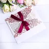 Cartes d'invitation élégantes découpées au laser à paillettes d'or rose avec des rubans pour les invitations d'affaires de mariage, de douche nuptiale, de fiançailles, d'anniversaire de remise des diplômes