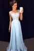 Élégant Sky Light Blue Robes Prom Slee Couc Cap Garnières appliqués en mousseline de soie appliquée