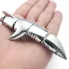 Hoogwaardigheid Nieuwe stijlvolle Men039S Gothic Shark Bracelet Solid Gold Silver 316L Roestvrij staal Animal Bangle Punk Rock Jewelry 1477609