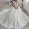 3D-Pétales Robe De Bal Robe De Mariée En Dentelle Appliques Hors Épaule Sans Manches Sexy Robes De Mariée Romantique Dubaï Arabie Princesse Robes De Mariée