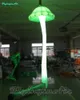 3m / 4m照明キノコの素敵な背の高いキノコの膨脹可能な緑の膨脹可能なキノコの風景の装飾のための光