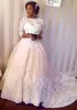 Africano 2018 Branco Rendas Applique Luz Pêssego Vestidos De Noiva De Tule Com Ilusão 3/4 Manga Longa Trem Tribunal Vestidos de Noiva Personalizado EN1107