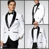 Smoking da sposo stile eccellente One Button Scialle bianco Risvolto Groomsmen Abito da uomo per uomo Abiti da sposa uomo (giacca + pantaloni + cravatta) NO: 1088