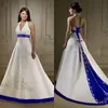 белый атласный линейный платье свадьбы