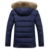新しい暖かいブランドの男性の厚いパウガのジャケットのファックスの毛皮の羊毛フード付き男性ジャケットカジュアルなウィンターフッファコートパーカービッグサイズ3xl