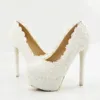 Zapatos de boda de encaje 2018 Perlas Bombas Tacones altos Zapatos de novia 5 cm 8 cm 11 cm 14 cm Bling Bling Zapatos de baile para dama