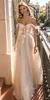 Muse By Berta 2019 A Line Vestidos de Noiva Ombro Fora Renda Lantejoulas Sweep Train Vestidos de Noiva Praia Boho Plus Size Robe De Mari￩e