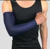 1pcs Pallacanestro braccioli a braccia bracciali Quick Dry UV Protectin Esecuzione del gomito Supporto per il gomito Braccio Scaldamani Fitness Gomito