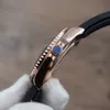 Montre de Luxe 2813 Automatiska maskiner Tre händer Mäns Klocka Sport Gummi Strap Sapphire Rose Gold Steel Shell Black Dial Wristwatch 40mm
