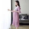 Verticale gestreepte chiffon moederschap lange jurken v-hals slanke taille charmante kleding voor zwangere vrouwen elegante zwangerschap