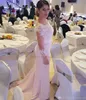 Sexy bodenlange Meerjungfrau-Kleider für die Brautmutter mit Ärmeln, quadratischem Ausschnitt, Applikationen, langen Ärmeln, formelle Abendkleider