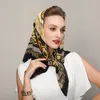 Black Gold Square Scarves 2015 Fashion Ladies Pure Silk Scarf Shawl Autumn Winter 100 Mulberry Silk Kvinnliga halsdukar 9090 cm S10203910387