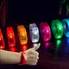 Música Activado Control de sonido Led Intermitente Pulsera Iluminar Brazalete Pulsera Club Fiesta Bar Aclamar Luminoso Anillo de mano Glow Stick Noche