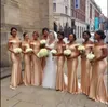 Automne 2018 Or Champagne Robes De Demoiselle D'honneur Longue Hors De L'épaule Décolleté Sirène Balayage Train Satin Demoiselle D'honneur De Mariage Robe D'invité