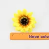 7 cm Zijden Zonnebloem Bloemhoofd DIY Kunstbloemhoofdjes Bruiloft Krans Haaraccessoires Nep Bloemen Decoratie 50 stuks Lot2968037