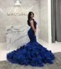 2018 Royal Blue Mermaid Abendkleid Perlen Sheer High Neck Pailletten Abendkleider Vestidos De Fiesta 3D Applizierte Satin Abendkleider Es Es