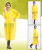 9 colorido de capa de chuva descartável à prova d'água PE unissex de chuva Onetime Poncho Rainwear Ferramenta de chuva Rain Rain Wear Rain Coat H2465126