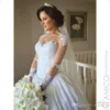 Ren långärmar bollklänning satin bröllopsklänningar spetsapplikationer illusion knappar tillbaka elfenben vit prinsessan puffy brudklänningar aso ebi stil
