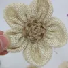 20pcs /ロットDIYの花ジュート黄麻布のヘッセンの花ヴィンテージの結婚式の装飾黄麻布のスクラップブッキングDIYクラフト花のアクセサリー