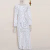 Kobiety Boho Slit Side Lace White Backless Maxi Dress New Wiosna Lato Lapel Z Długim Rękawem Plaża Długie Suknie Bluzki Koszula Sexy Sukienka na plaży