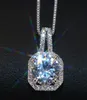 NOUVEAU nouveau collier de pendentif en diamant carré de cristal étincelant