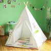 Fyra stolpar barn teepees barn spelar tält bomull canvas teepee vit lekhus för babyrum tipi7535082