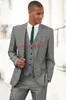 Populaire twee knoppen Gray GroomsMen Notch Revers Bruidegom Tuxedos Black Brothers Bruiloft / Prom / Diner Beste Man Blazer (jas + Broek + Tie + Vest)