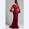 2018 elegante rode kant zeemeermin moeders jurken Custom 3/4 mouwen kralen Moeder van de bruid jurk met riem V-hals Prom-jassen