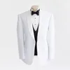 ホワイトショールラペル男性のスーツ結婚式のスーツ花婿の新郎の摩耗ビジネスカスタムメイドのスリムフィットフォーマルTuxedosベストマンブレザーPROM 3ピース