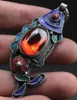 PENDENTIF D'EXORCISME DE ZIRCON ROUGE D'INCLARATION DE CLOISONNE D'ARGENT DE MIAO DE TRAVAIL FIN À LA MAIN NER