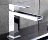 Darmowa wysyłka Waterfall Waterfall Faucet Mosiądz wykonany chromowana powierzchnia Jedno uchwyt pokład montowany wodospad stuknij. Basen do kąpieli zlew miedzi bateria bf656