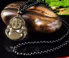 Gratis leverans - naturligt guld Yiu sten, handskuren Maitreya (skrattar Buddha), Talisman halsband hänge.