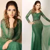 2020 Nya Saudiarabiska Gröna Kvällsklänningar Bateau Lace Crystal Beaded Sheer Long Sleeves Prom Lacks Mermaid Dress Evening Wear