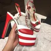 2018 16 cm tacco alto sandali gladiatore donna rivetti a spillo teschio con borchie peep toe piattaforma estate marca T mostra scarpe per donna salto alto