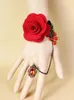 Heiße neue Goth Vintage Handverzierungen rote Rose Vampir Kristallperlen hängende Damenarmband Mode klassisch elegant