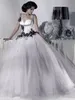 Vintage White and Black Tulle Wedding Dresses 2018 Beaded Spaghetti Strap Gothic Ball Gown Corset Halloween Bridal Party Gowns Ves8338011