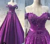 Fabulous Purple A-lijn Prom Dresses Off Shoulder Kralen Kant Applique Sash Feestjurk Glamoureuze Satijn Vloer Lengte Formele Kleding Avondjurk