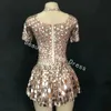 Shining Mooie Pailletten Mini Dress Kostuum Vieren Rhinestone Bodysuit Verjaardag Zilveren Jurken Sexy Nachtclub Leotard