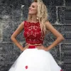 Tweedelige witte rode prom jurken applicaties kant 3d bloemen tule baljurk quinceanera jurken zoete 16 jassen