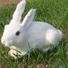 Bonito coelho realista coelho branco boneca de pelúcia simulação animal coelho brinquedo pele plástico decoração para casa 34cm x 25cm dy800366608317