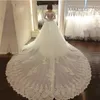 Luxury Lace Wedding Dresses with Long Train 2018 New Arrival Long Sleeve Sweetheart Beaded Appliques Bridal Dress Gown robe de mariage