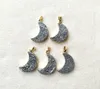 5 stycken grå / vit / buff guldfärg naturlig måne kristall druzy geode hänge handgjorda pärla sten drusy kvarts charm smycken pd252