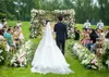 Gehobene Kunstseide-Pfingstrosen-Rosen-Blumenreihen-Arrangementzubehör für Hochzeitsbogen-Hintergrund-Mittelstücke DIY-Zubehör