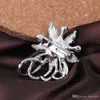 Broszka dla kobiet Broszki ślubne Moda Vintage Rhinestone Broszka Crystal Kwiat Srebrne Boże Narodzenie Broszki
