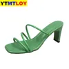 Hete zomer dames sandalen slippers hoge hakschoenen voor sexy peep teen hakken feest bruiloft muilezels vrouw casual vierkante hak