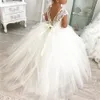 Vestidos de flor de flores brancas de renda branca para casamentos crianças com tulle bobo de tulle bola de pegolas de pegolas